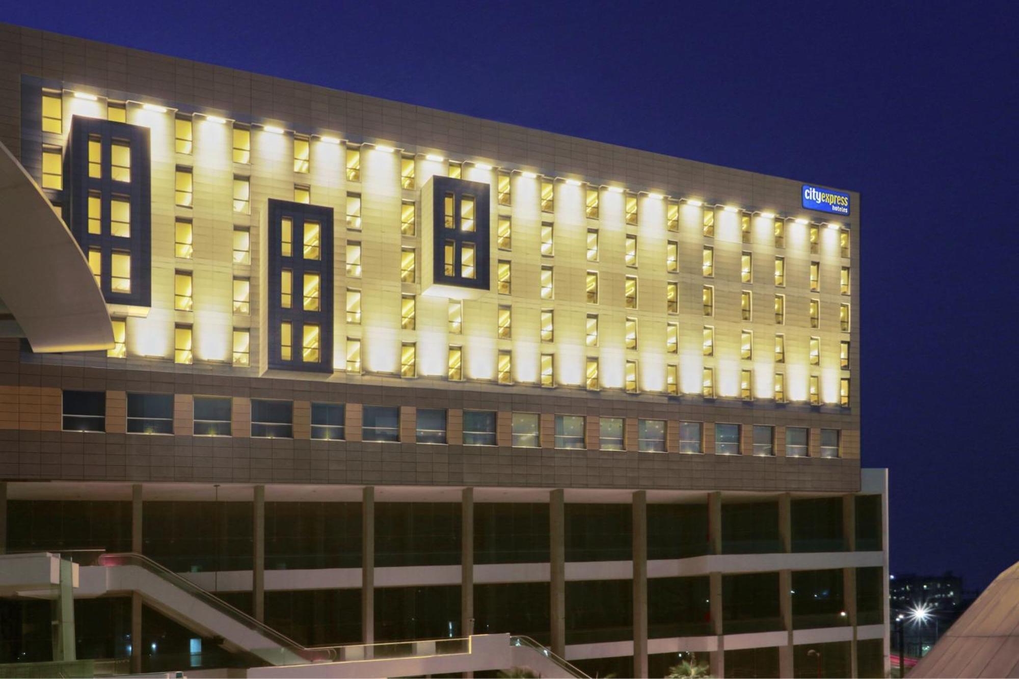 City Express By Marriott Monterrey Universidad מראה חיצוני תמונה