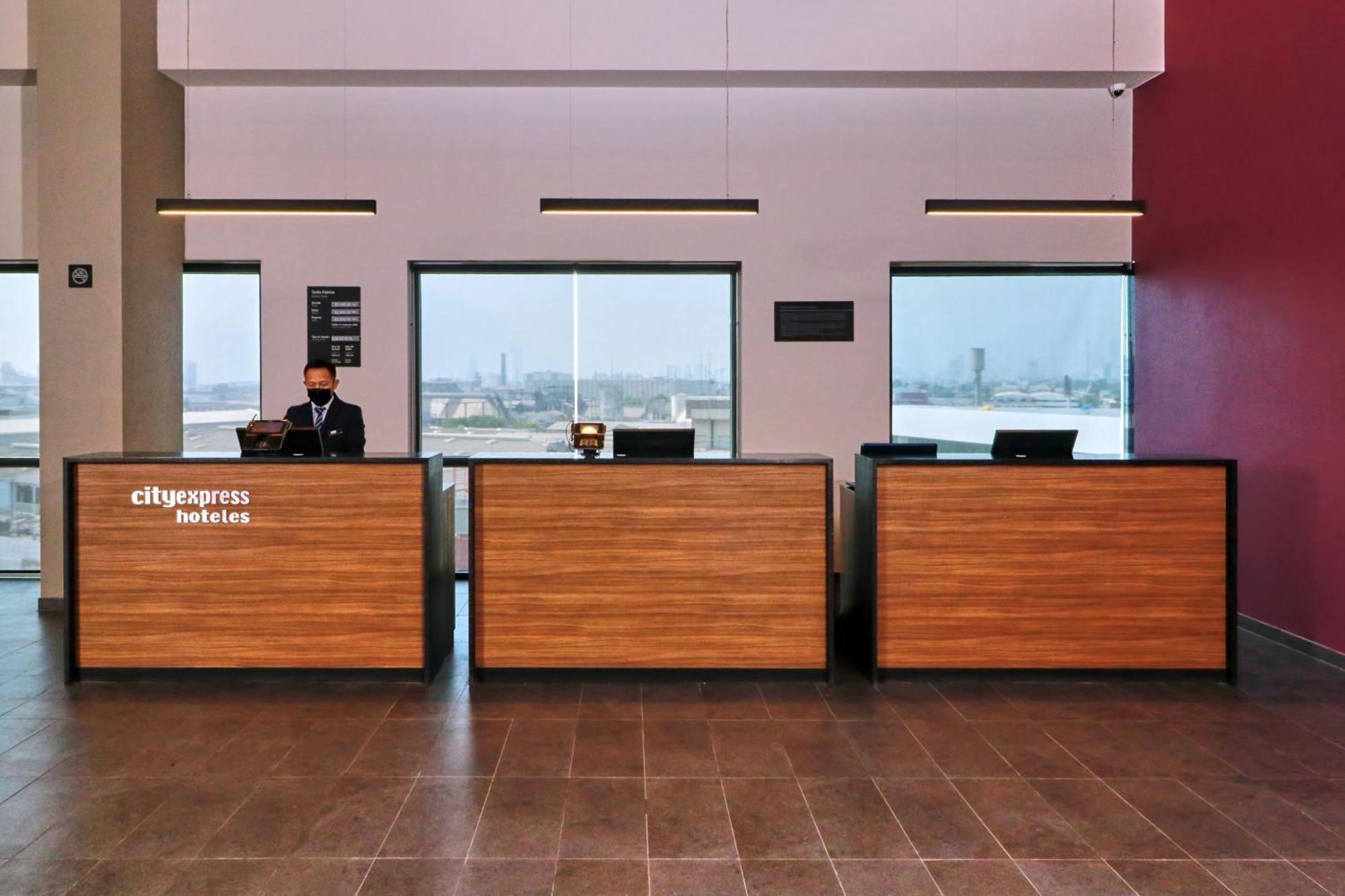 City Express By Marriott Monterrey Universidad מראה חיצוני תמונה